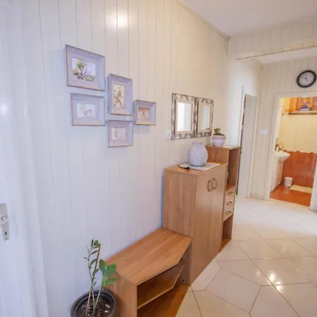 Kata Villa *