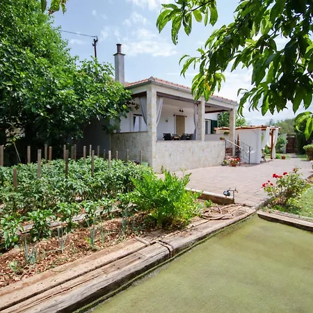 Kata Villa